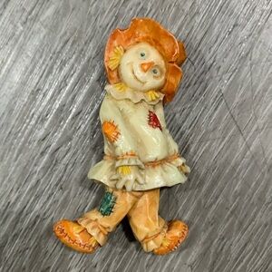 Ralph Massey at Raven Wizard of Oz Scarecrow Resin Vintage Brooch